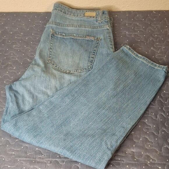 Seven7 High Rise Taper Light Blue Denim Jeans size 12 - Picture 1 of 6